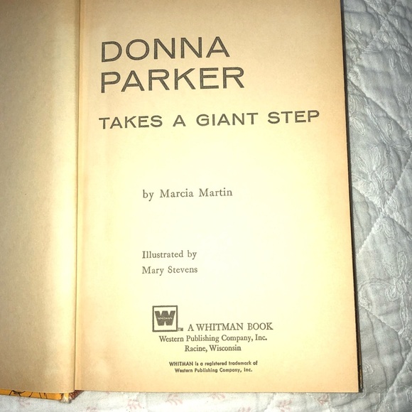 Donna Parker Takes a Giant Step Book - Picture 4 of 9
